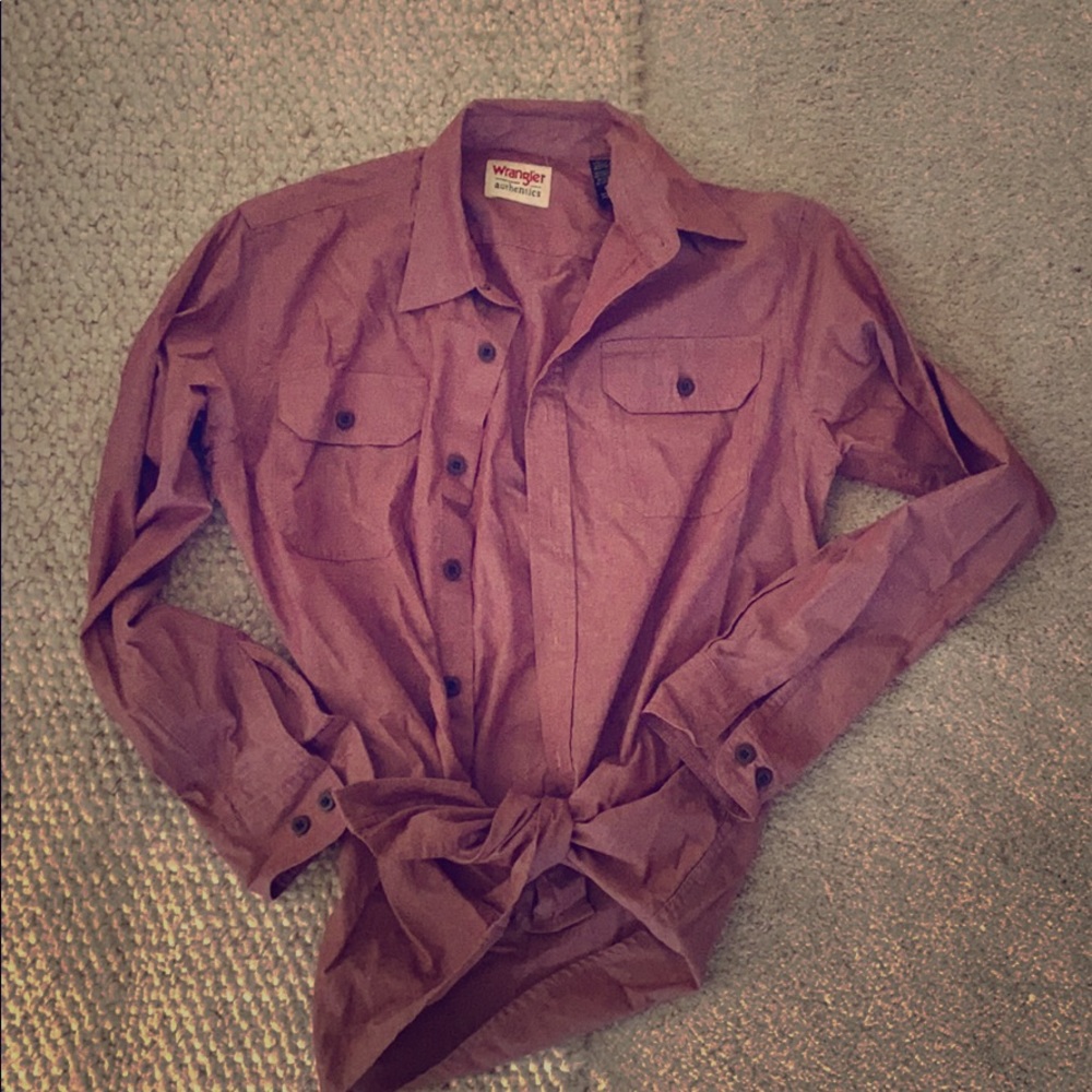 Wrangler Women’s Classic button-up